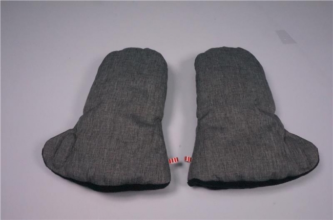 Snowflake Stroller Gloves